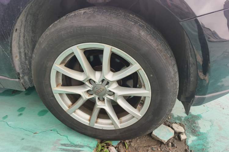 Used Audi Q5 2012 2.0TFSI Comfort Version Right Front Wheel Hub