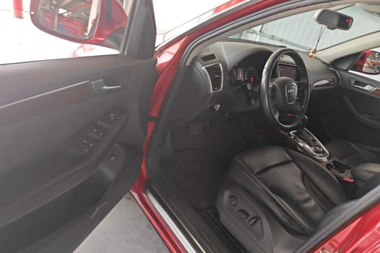 Used Audi Q5 2012 2.0TFSI Comfort Version Driver Seat