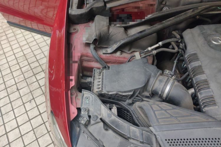 Used Audi Q5 2012 2.0TFSI Comfort Version Engine Bay Right