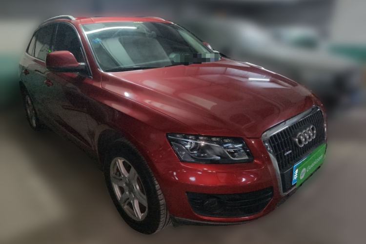 Used Audi Q5 2012 2.0TFSI Technology Model Front Right 45 Deg