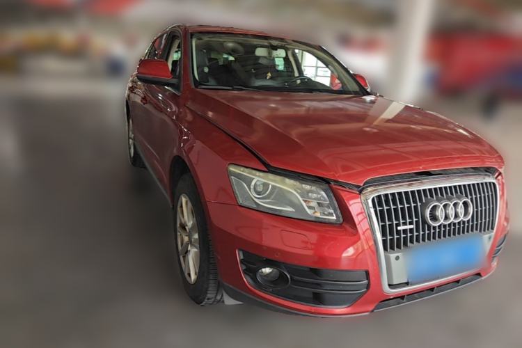 Used Audi Q5 2012 2.0TFSI Comfort Version Front Right 45 Deg