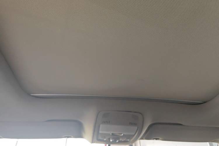 Used Audi Q5 2012 2.0TFSI Comfort Version Headliner