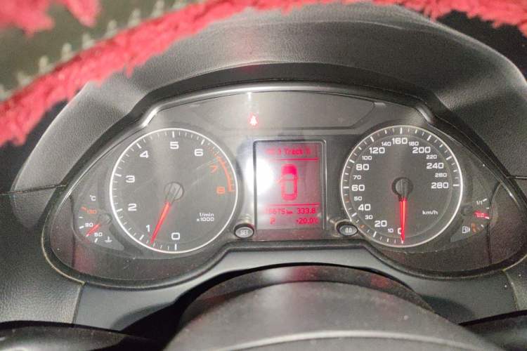 Used Audi Q5 2012 2.0TFSI Trendy Edition Instrument Cluster