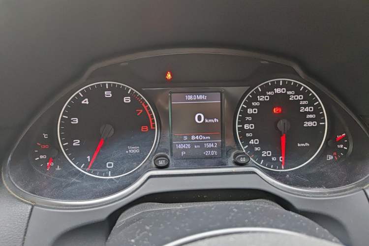 Used Audi Q5 2012 2.0TFSI Comfort Version Instrument Cluster