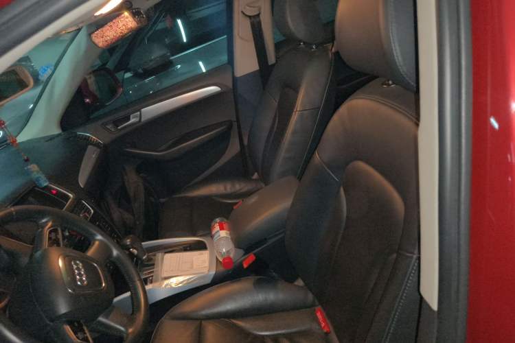 Used Audi Q5 2012 2.0TFSI Technology Model Left Front Seat