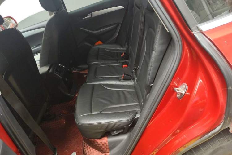 Used Audi Q5 2012 2.0TFSI Technology Model Left Rear Seat