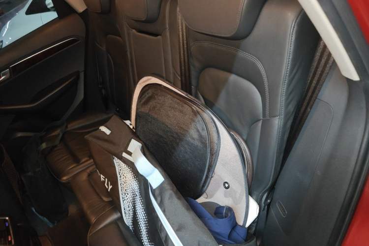 Used Audi Q5 2012 2.0TFSI Comfort Version Left Rear Seat