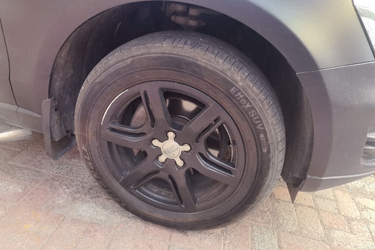 Used Audi Q5 2012 2.0TFSI Technology Model Right Front Wheel Hub