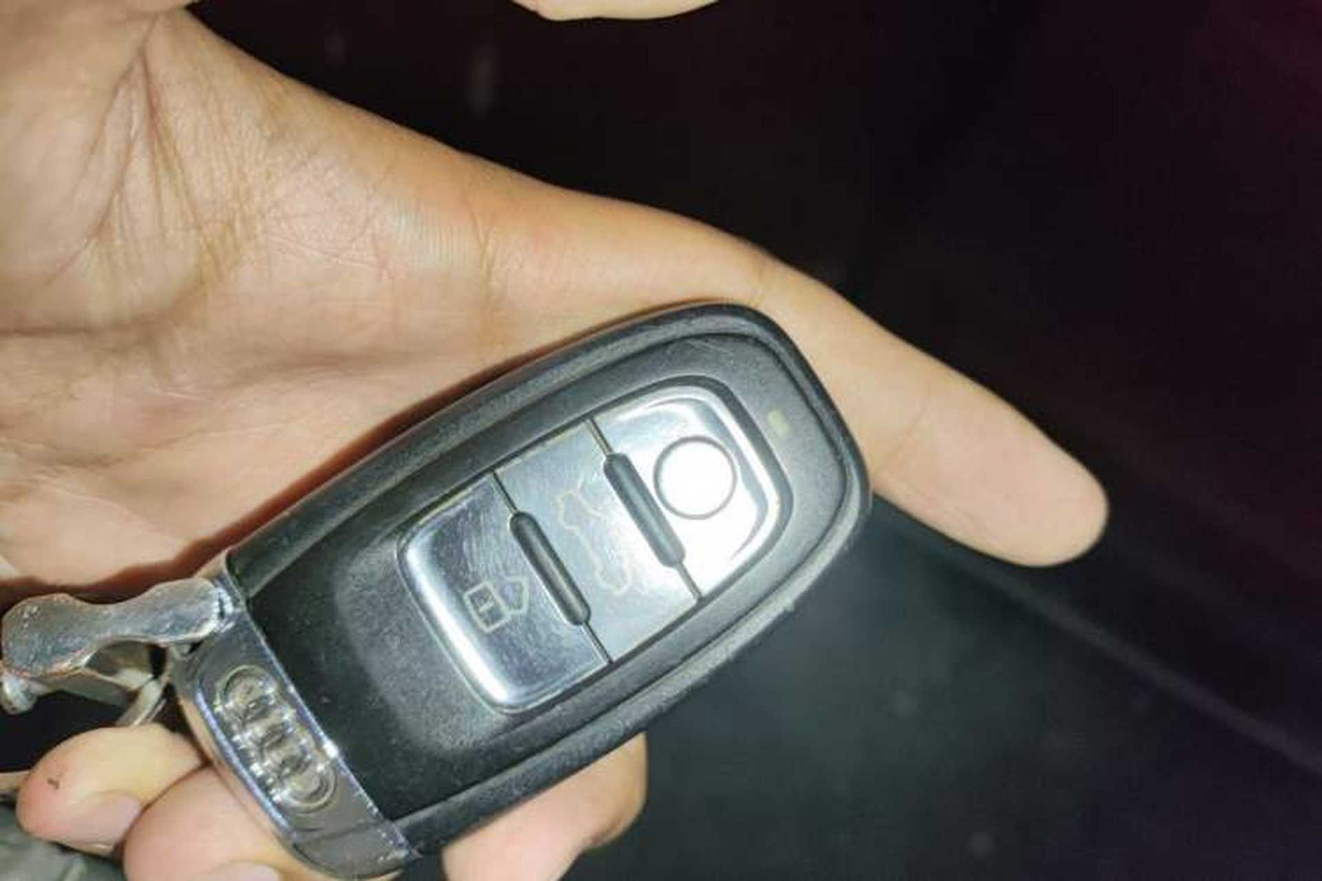 Used Audi Q5 2012 2.0TFSI Trendy Edition Vehicle Key