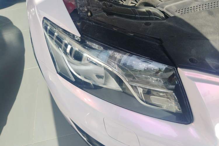 Used Audi Q5 2012 2.0TFSI Comfort Version Right Front Headlight