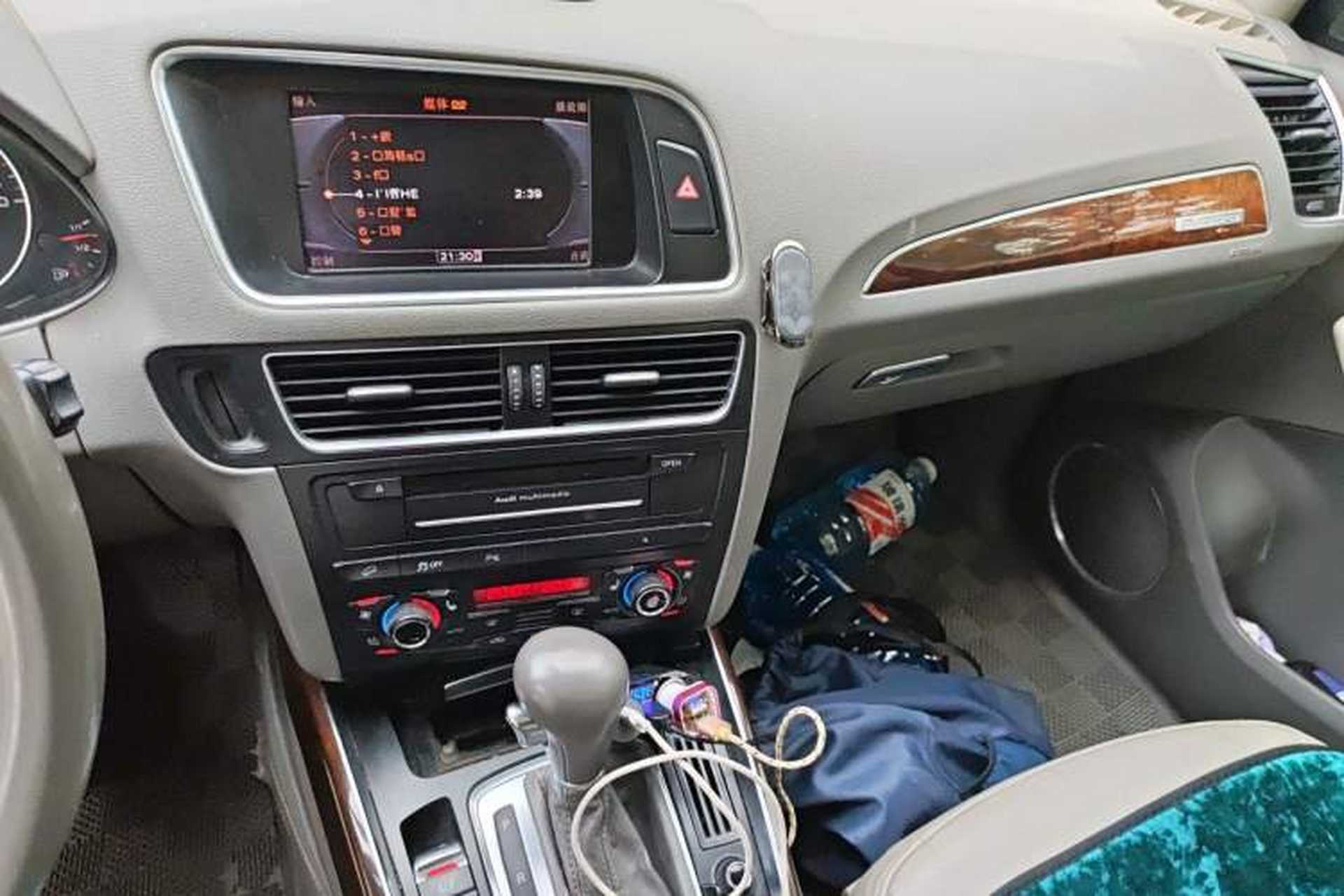 Used Audi Q5 2012 2.0TFSI Comfort Version Audio And AC Panel