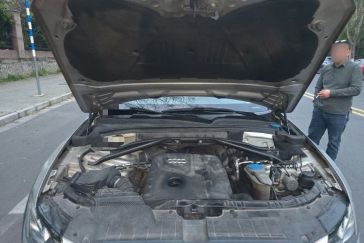 Used Audi Q5 2012 2.0TFSI Luxury Edition Engine Bay