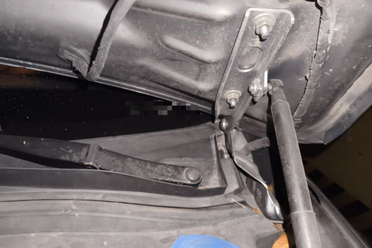 Used Audi Q5 2012 2.0TFSI Technology Model Engine Bay Left