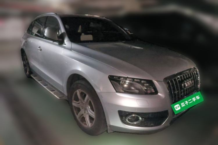 Used Audi Q5 2012 2.0TFSI Technology Model Front Right 45 Deg