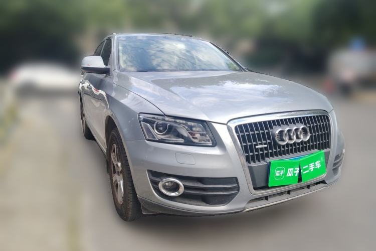 Used Audi Q5 2012 2.0TFSI Trendy Edition Front Right 45 Deg