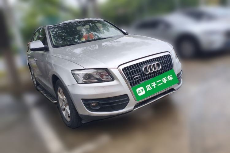 Used Audi Q5 2012 2.0TFSI Technology Model Front Right 45 Deg