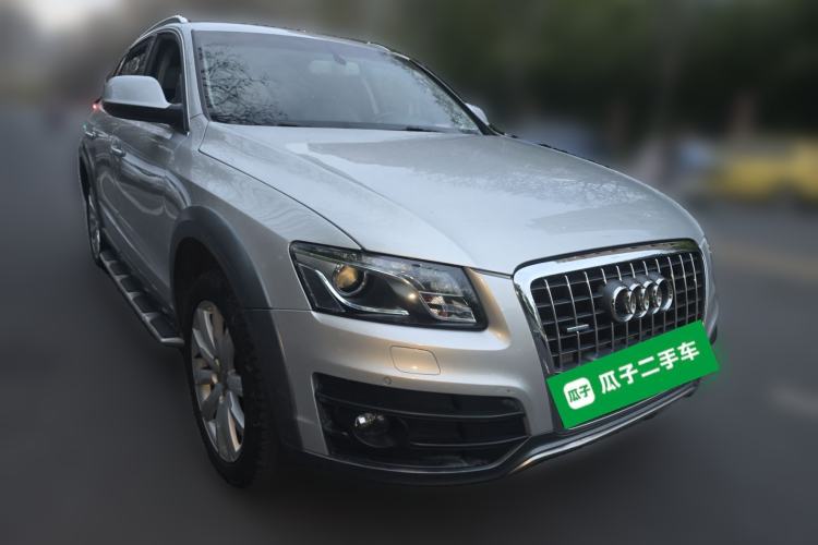 Used Audi Q5 2012 2.0TFSI Luxury Edition Front Right 45 Deg