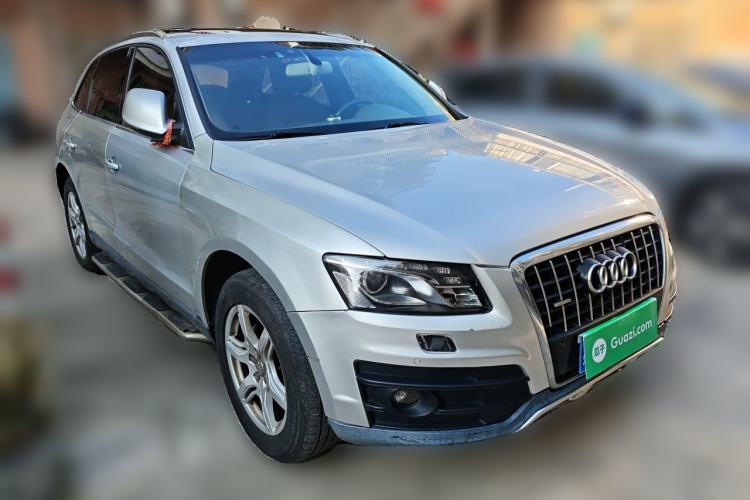 Used Audi Q5 2012 2.0TFSI Technology Model Front Right 45 Deg