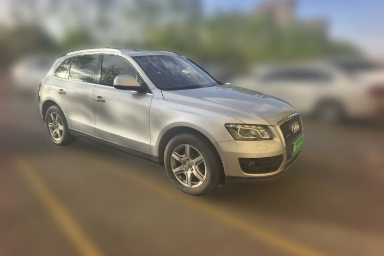 Used Audi Q5 2012 2.0TFSI Technology Model Front Right 45 Deg