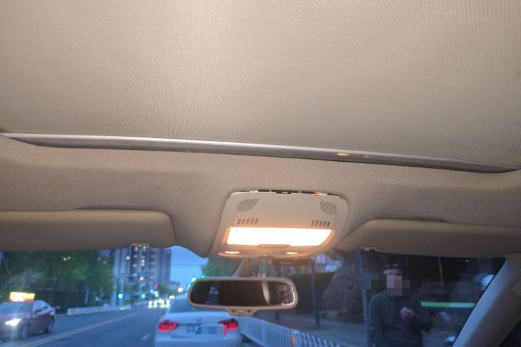 Used Audi Q5 2012 2.0TFSI Luxury Edition Headliner