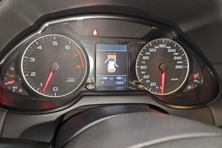 Used Audi Q5 2012 2.0TFSI Comfort Version Instrument Cluster