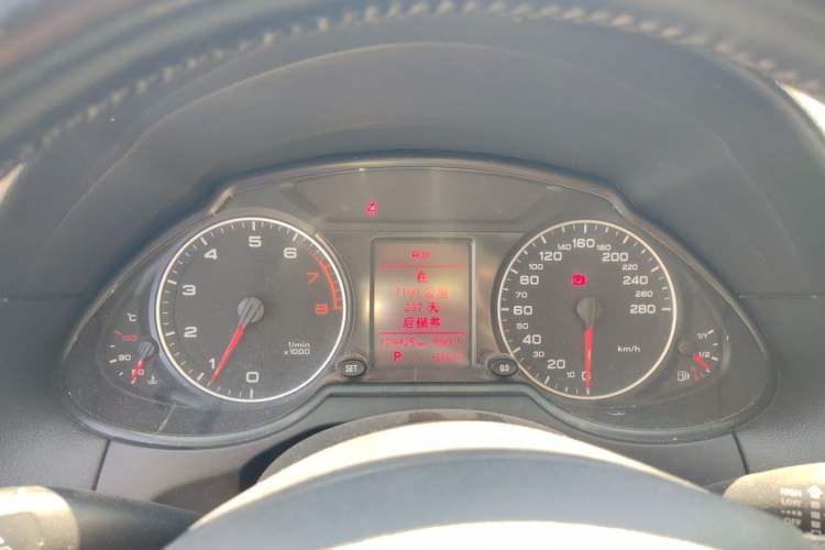 Used Audi Q5 2012 2.0TFSI Technology Model Instrument Cluster