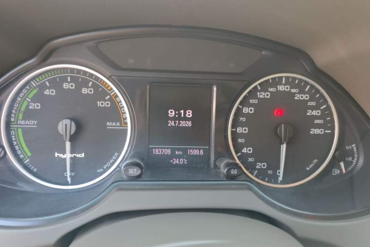 Used Audi Q5 2012 2.0TFSI hybrid Instrument Cluster