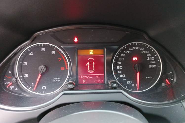 Used Audi Q5 2012 2.0TFSI Technology Model Instrument Cluster
