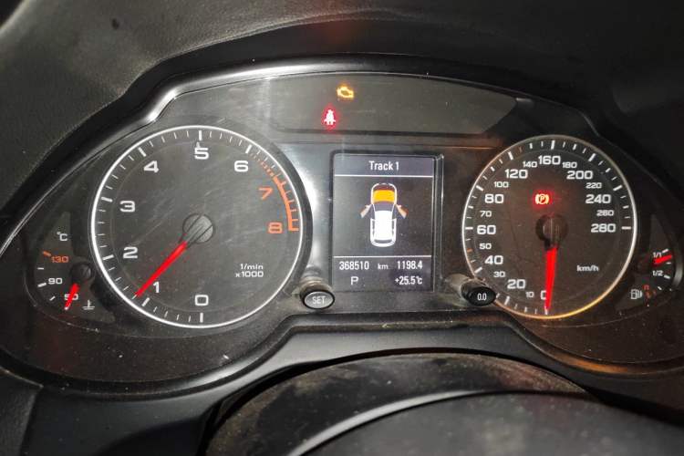 Used Audi Q5 2012 2.0TFSI Comfort Version Instrument Cluster