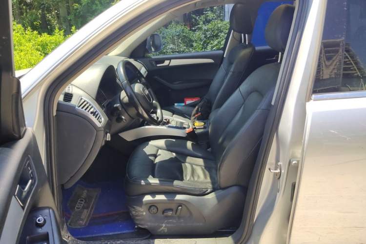 Used Audi Q5 2012 2.0TFSI Technology Model Left Front Seat