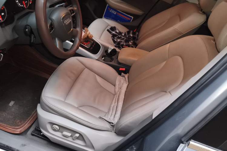 Used Audi Q5 2012 2.0TFSI Technology Model Left Front Seat