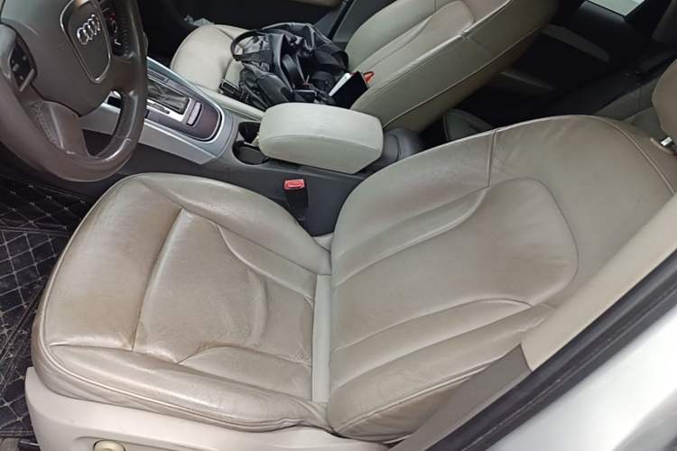 Used Audi Q5 2012 2.0TFSI Technology Model Left Front Seat