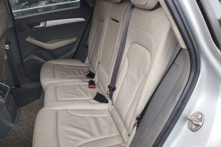 Used Audi Q5 2012 2.0TFSI Technology Model Left Rear Seat