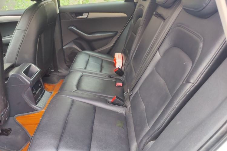 Used Audi Q5 2012 2.0TFSI Trendy Edition Left Rear Seat