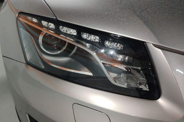 Used Audi Q5 2012 2.0TFSI Technology Model Right Front Headlight