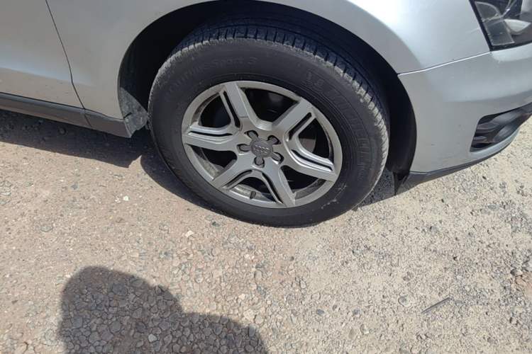 Used Audi Q5 2012 2.0TFSI Technology Model Right Front Wheel Hub
