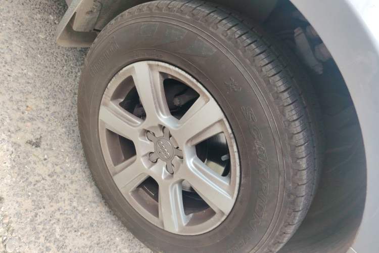 Used Audi Q5 2012 2.0TFSI Trendy Edition Right Front Wheel Hub