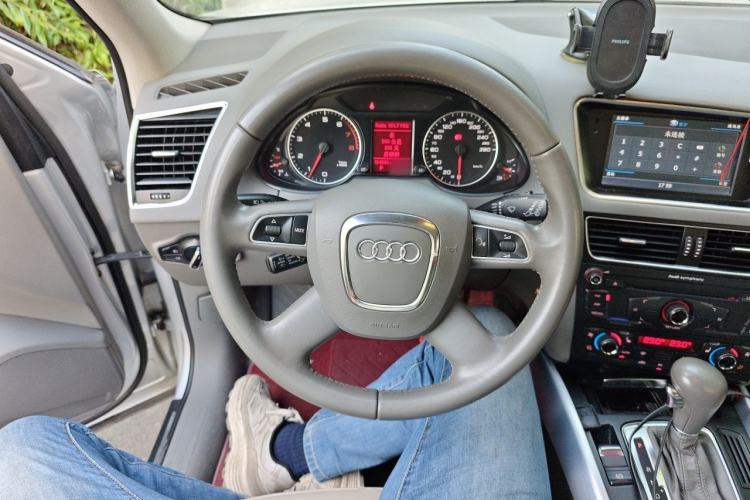 Used Audi Q5 2012 2.0TFSI Technology Model Steering Wheel