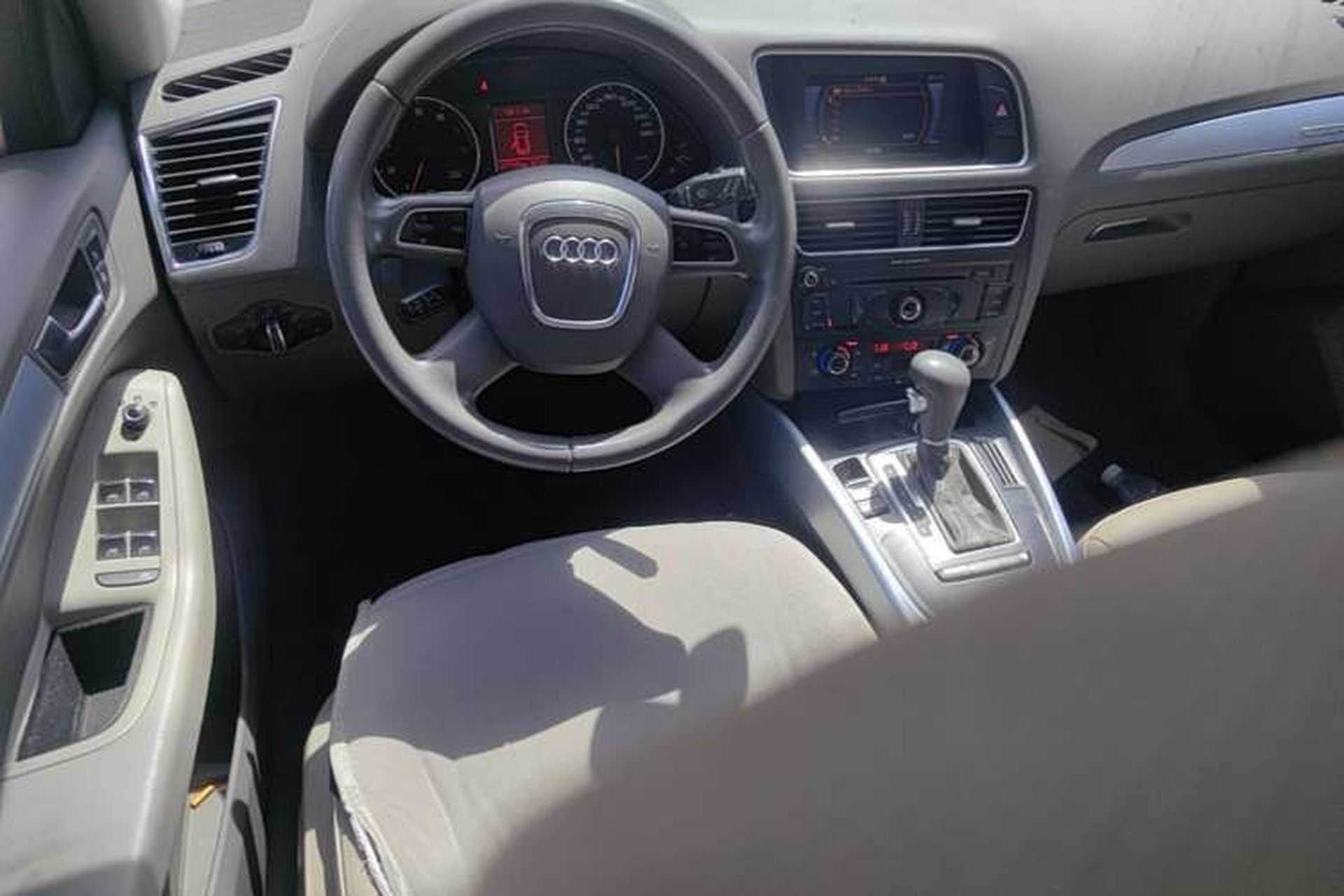 Used Audi Q5 2012 2.0TFSI Technology Model Steering Wheel