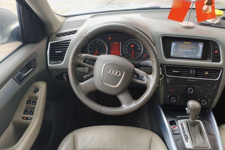 Used Audi Q5 2012 2.0TFSI Technology Model Steering Wheel