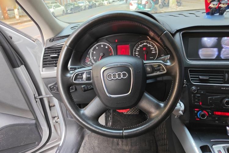 Used Audi Q5 2012 2.0TFSI Technology Model Steering Wheel