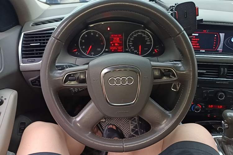 Used Audi Q5 2012 2.0TFSI Technology Model Steering Wheel