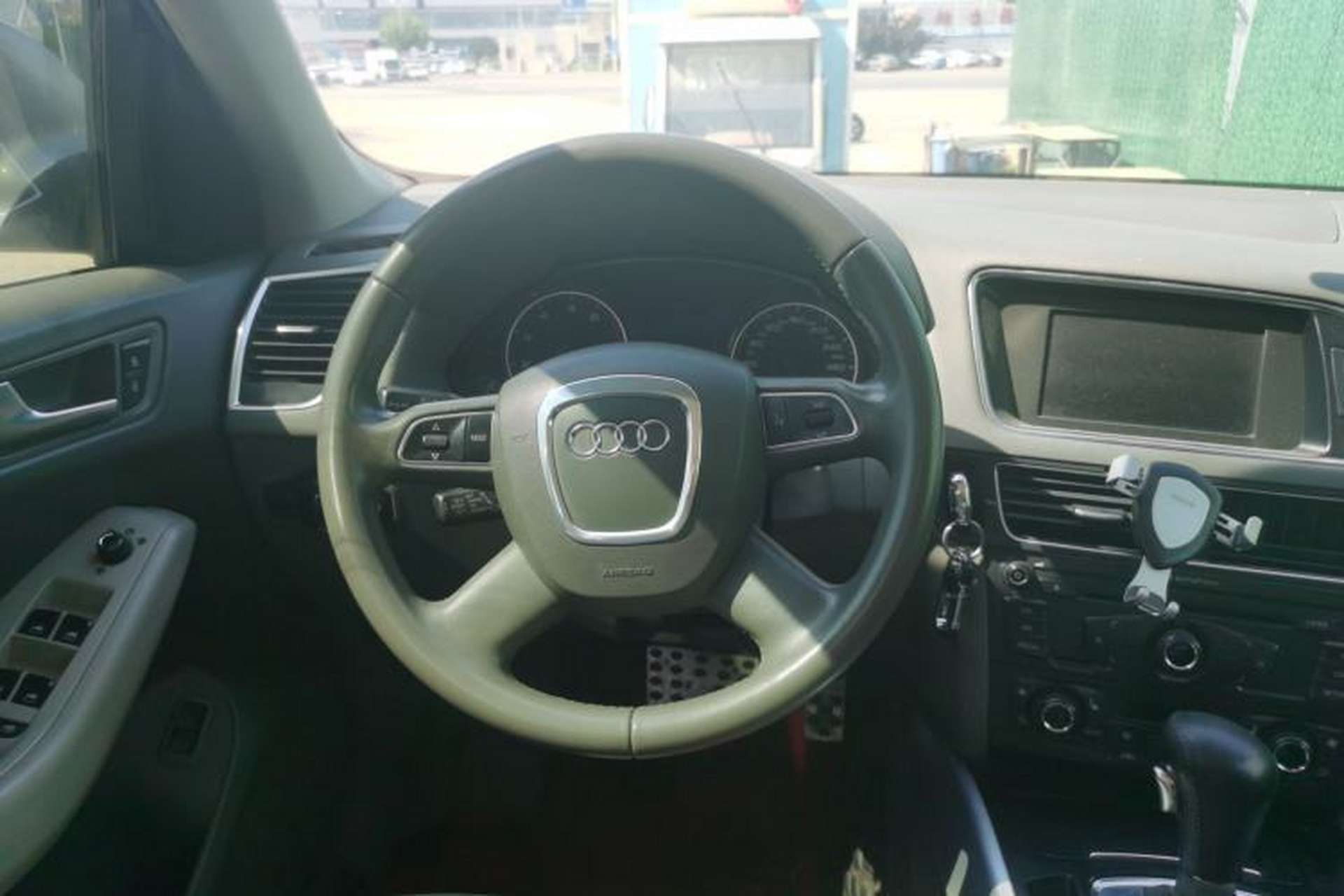 Used Audi Q5 2012 2.0TFSI Technology Model Steering Wheel