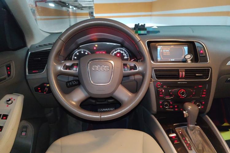Used Audi Q5 2012 2.0TFSI Technology Model Steering Wheel