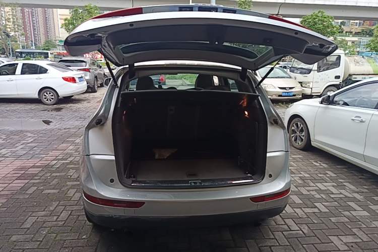 Used Audi Q5 2012 2.0TFSI Technology Model Trunk