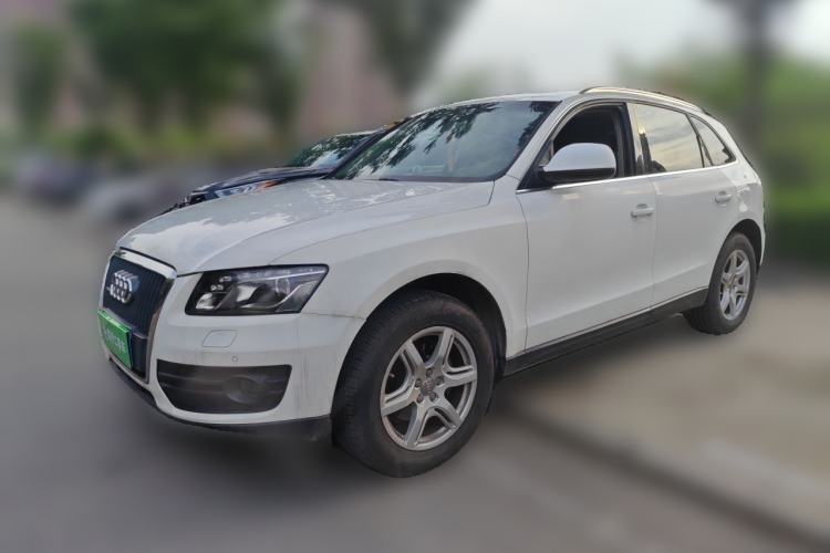 Używany Audi Q5 2012 2.0TFSI Technology Model Guazi used car, China used car export, Used car for sale, Used cars, Cheapest cars for sale
