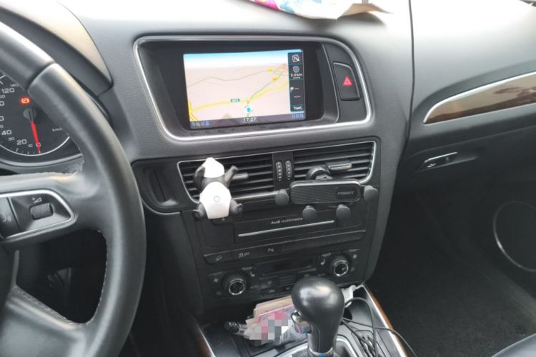 Used Audi Q5 2012 2.0TFSI Comfort Version Audio And AC Panel