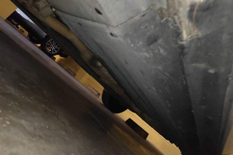 Used Audi Q5 2012 2.0TFSI hybrid Chassis Front Left