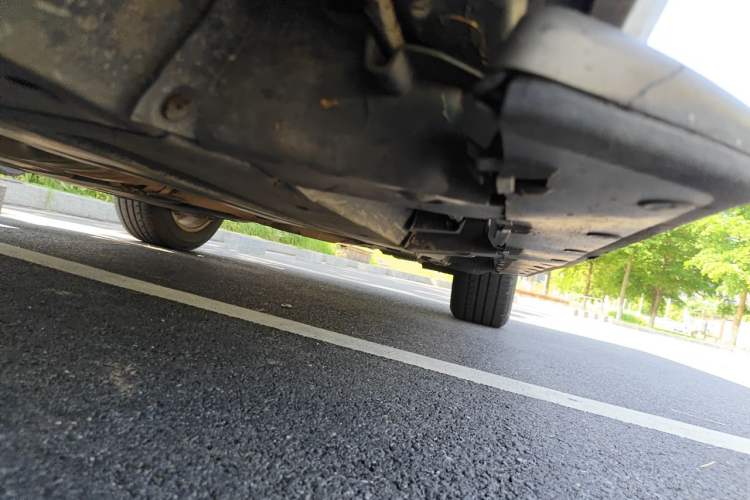 Used Audi Q5 2012 2.0TFSI Technology Model Chassis Front Left