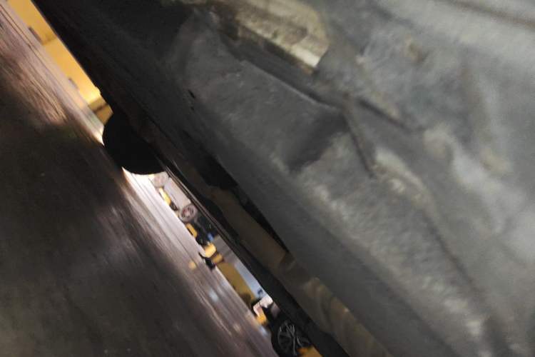 Used Audi Q5 2012 2.0TFSI hybrid Chassis Rear Left